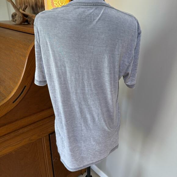 Lucky Brand ~ Fender Decal Tee ~ S - Picture 5 of 9